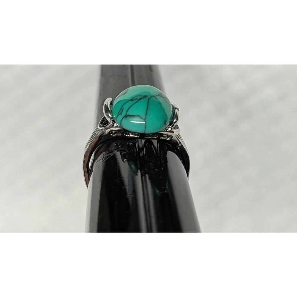 Silver Tone Ring Size 9 Aqua Blue Teal Oval Stone Fashion Costume Jewelry New